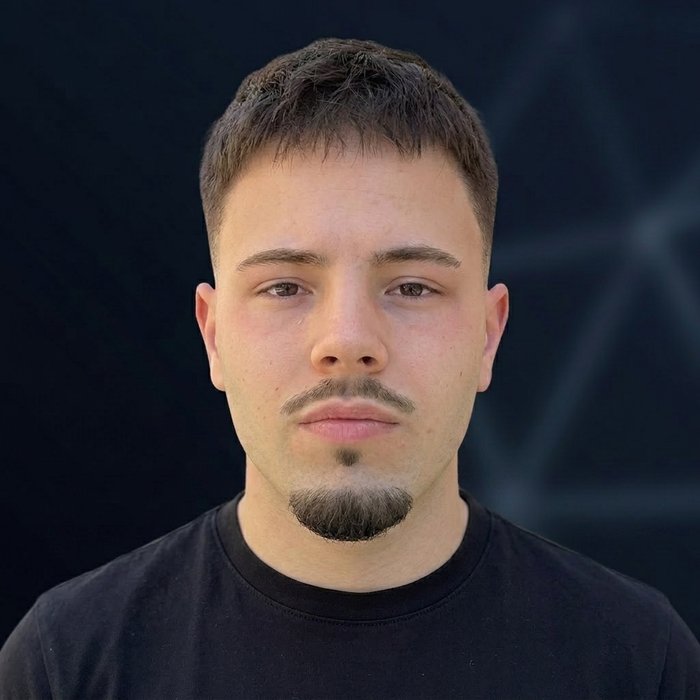 Nilo, fundador de Nilo Jones